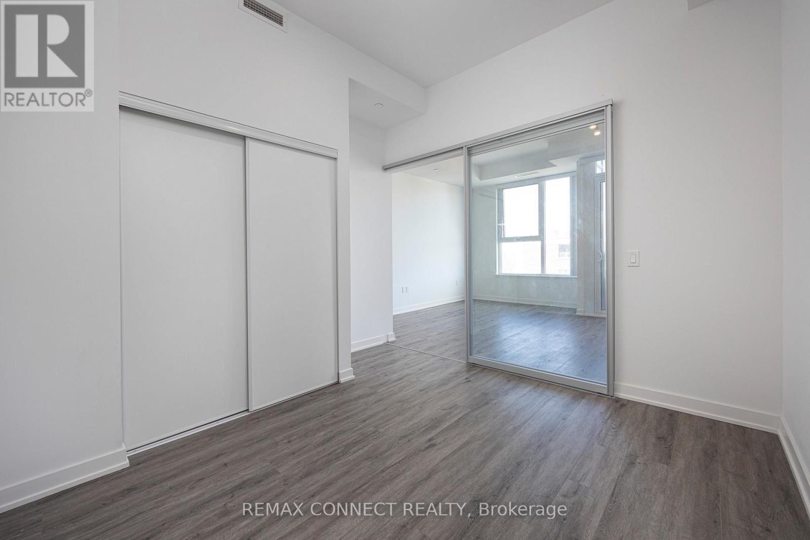 708 - 1 Cardiff Road, Toronto, Ontario  M4P 0G2 - Photo 13 - C12906308