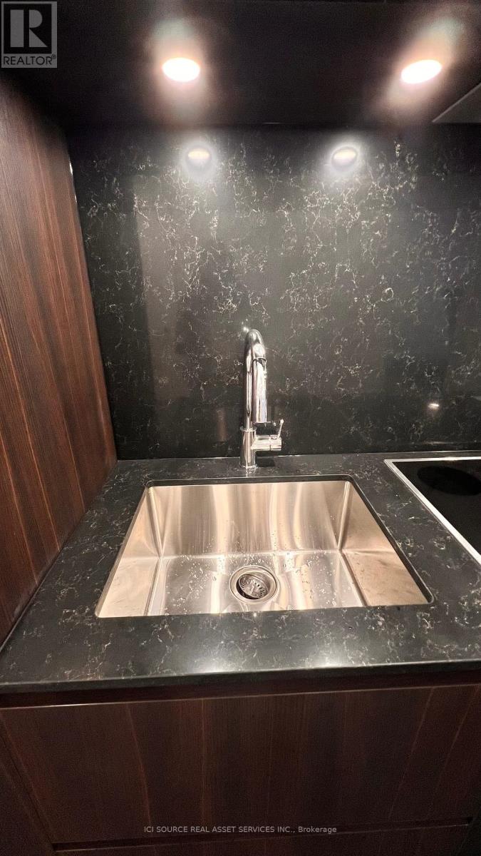 517 - 15 Mercer Street, Toronto, Ontario  M5V 0T8 - Photo 17 - C12906324