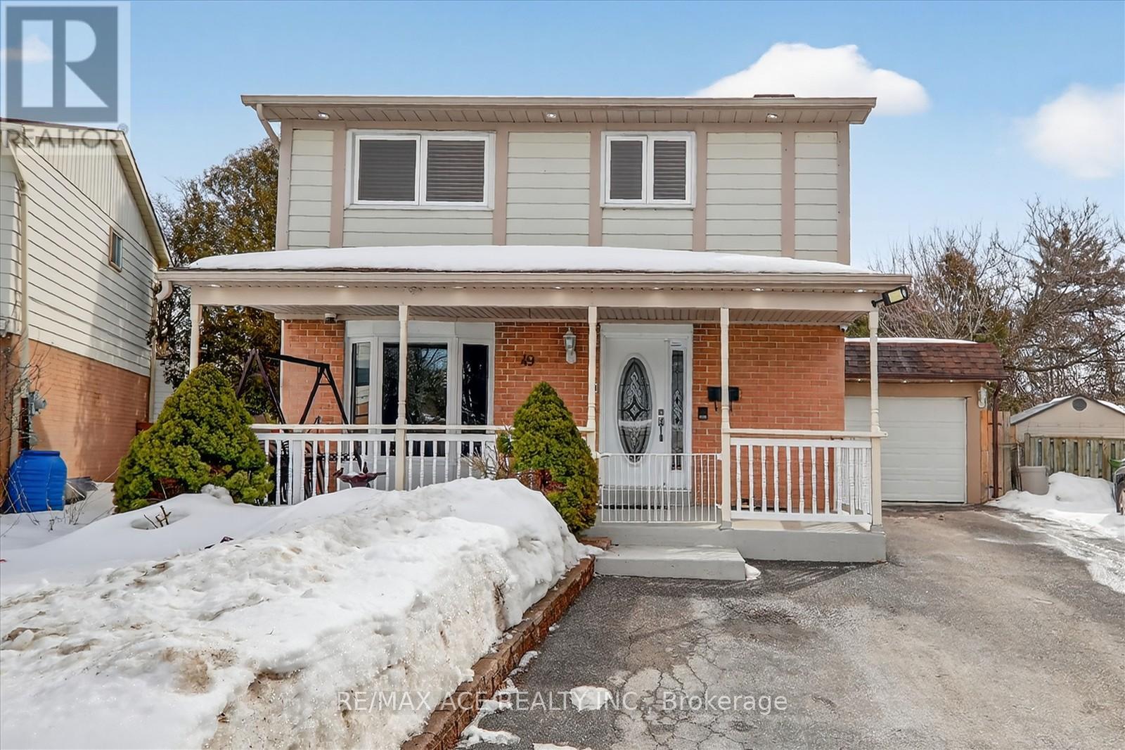 49 WINSTANLY CRESCENT, Toronto, Ontario