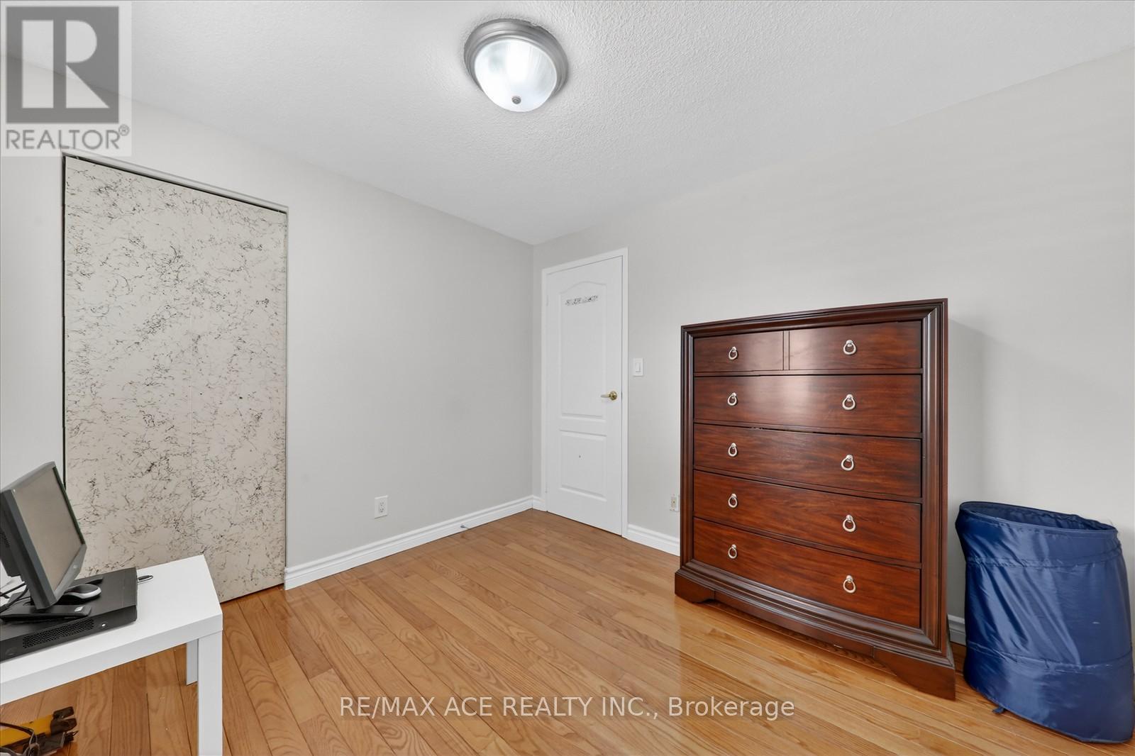 49 Winstanly Crescent, Toronto, Ontario  M1B 1N3 - Photo 32 - E12906274