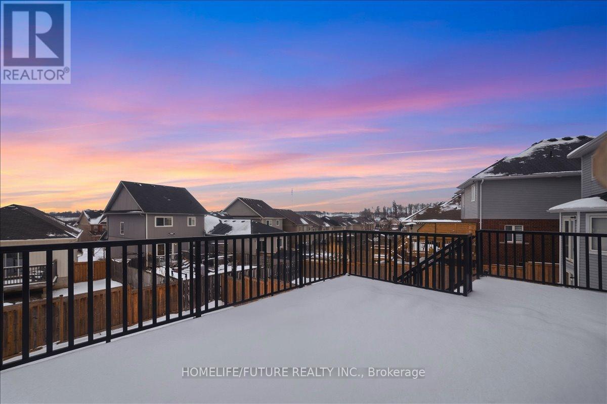 282 Scottsdale Drive, Clarington, Ontario  L1C 5J2 - Photo 4 - E12906296