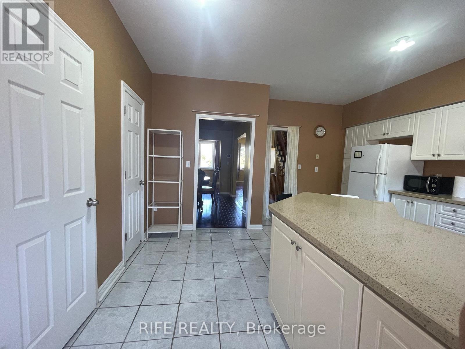 Main - 156 Town Centre Boulevard, Markham (Unionville), Ontario  L3R 5H9 - Photo 2 - N12906244