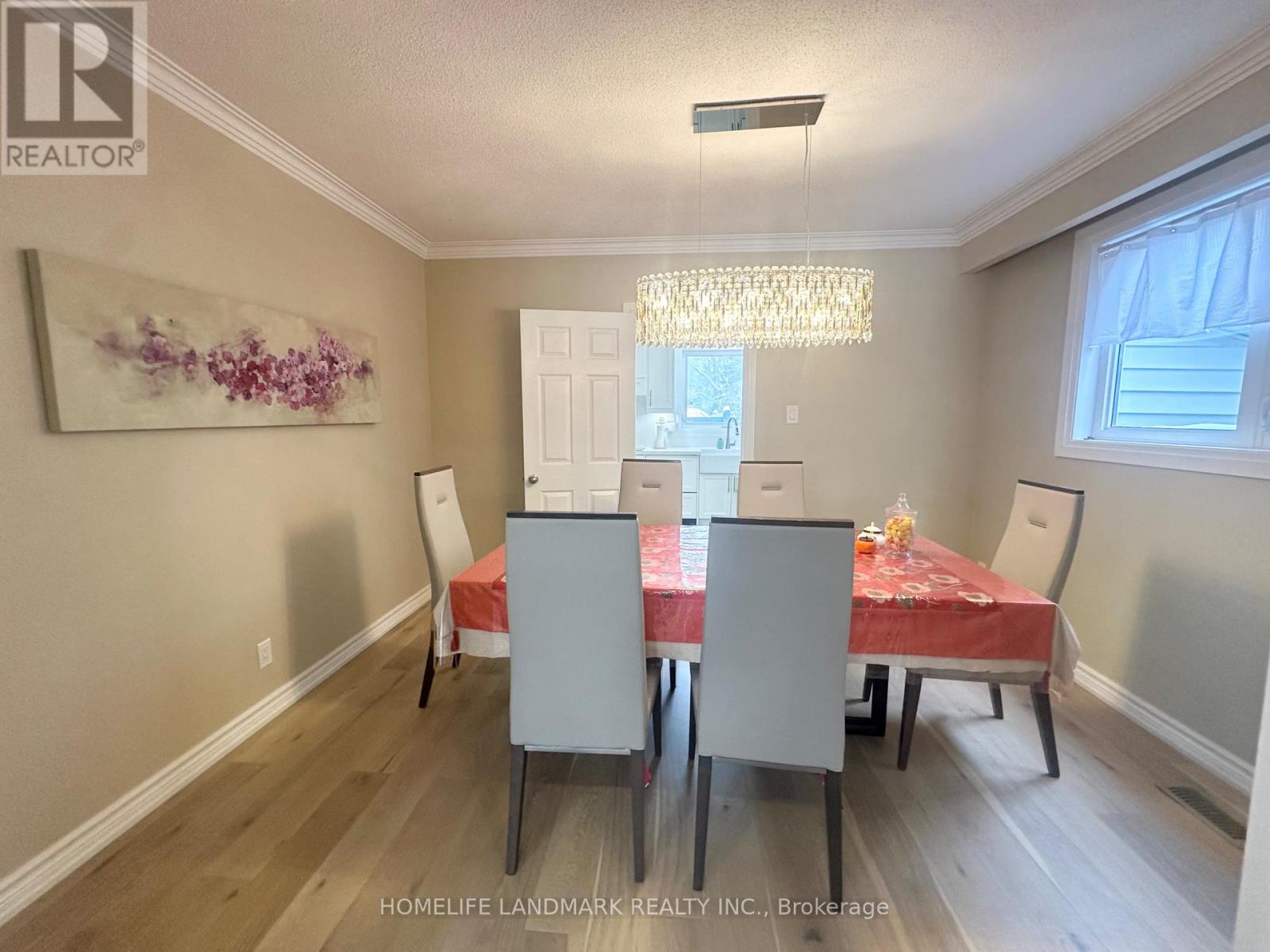 70 Maple Grove Avenue, Richmond Hill, Ontario  L4E 2X2 - Photo 14 - N12906260