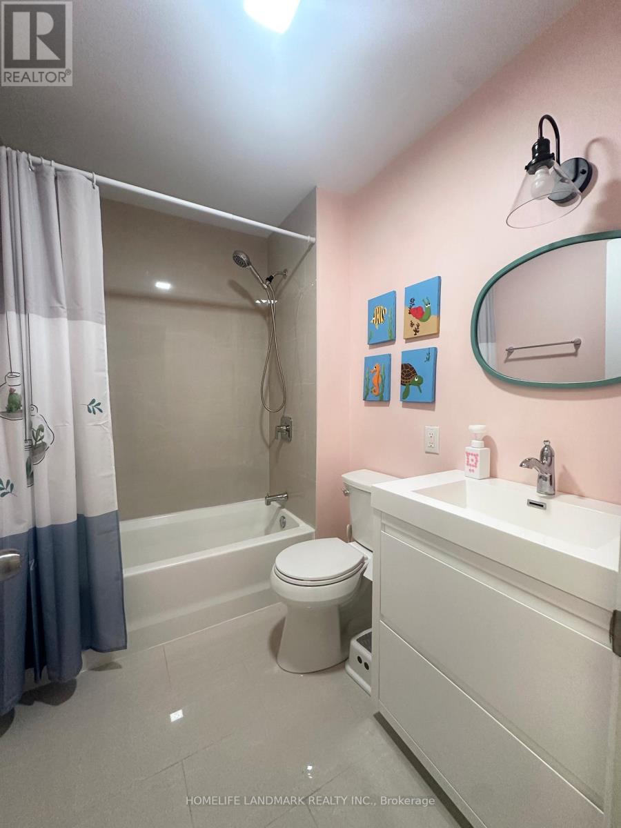 70 Maple Grove Avenue, Richmond Hill, Ontario  L4E 2X2 - Photo 39 - N12906260