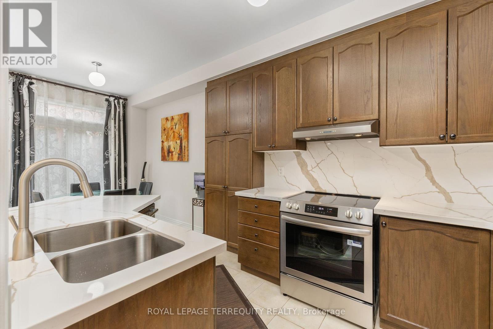 70 Degas Drive, Vaughan, Ontario  L4J 9J3 - Photo 15 - N12906266