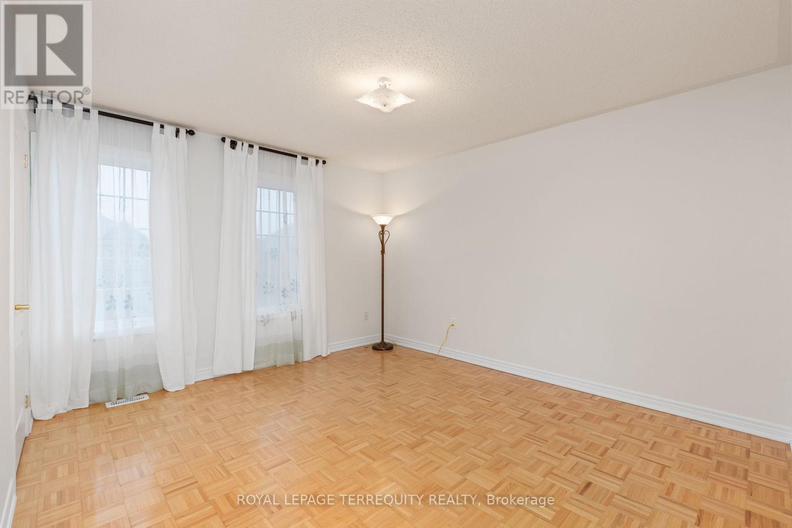 70 Degas Drive, Vaughan, Ontario  L4J 9J3 - Photo 28 - N12906266