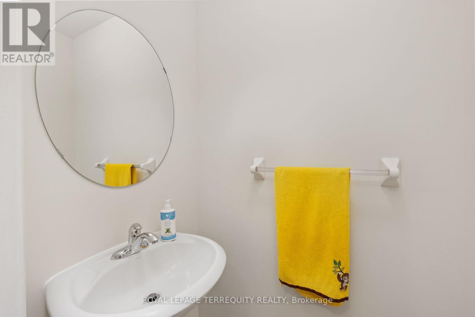 70 Degas Drive, Vaughan, Ontario  L4J 9J3 - Photo 6 - N12906266