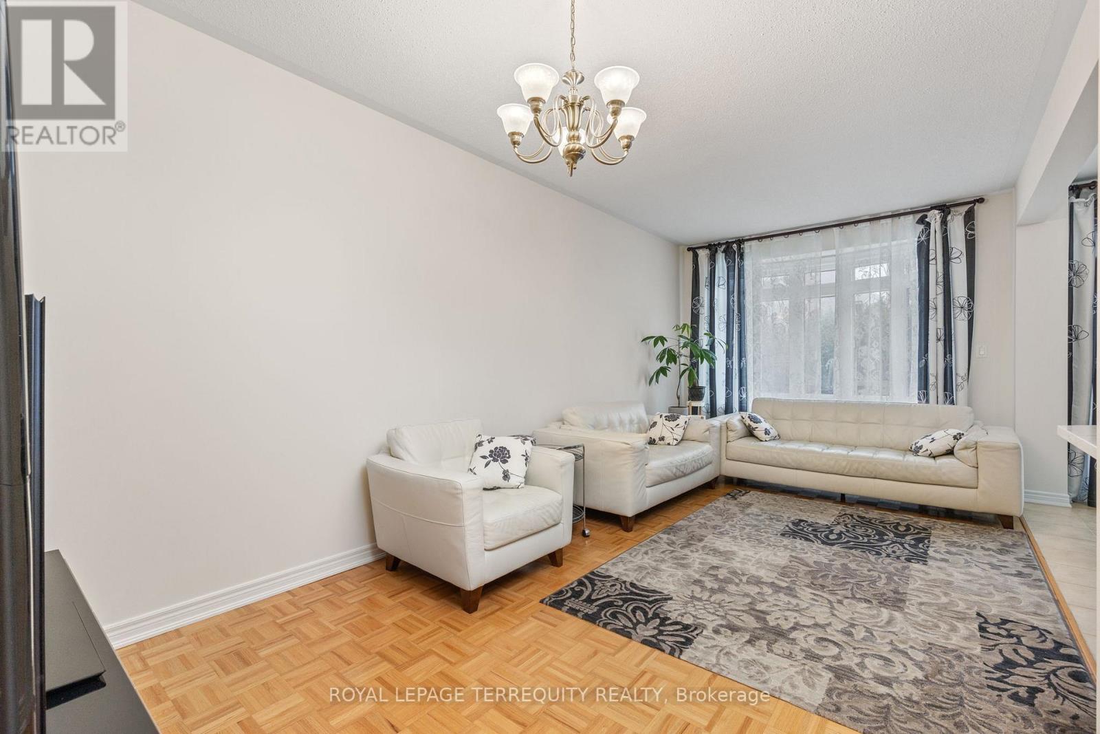 70 Degas Drive, Vaughan, Ontario  L4J 9J3 - Photo 9 - N12906266