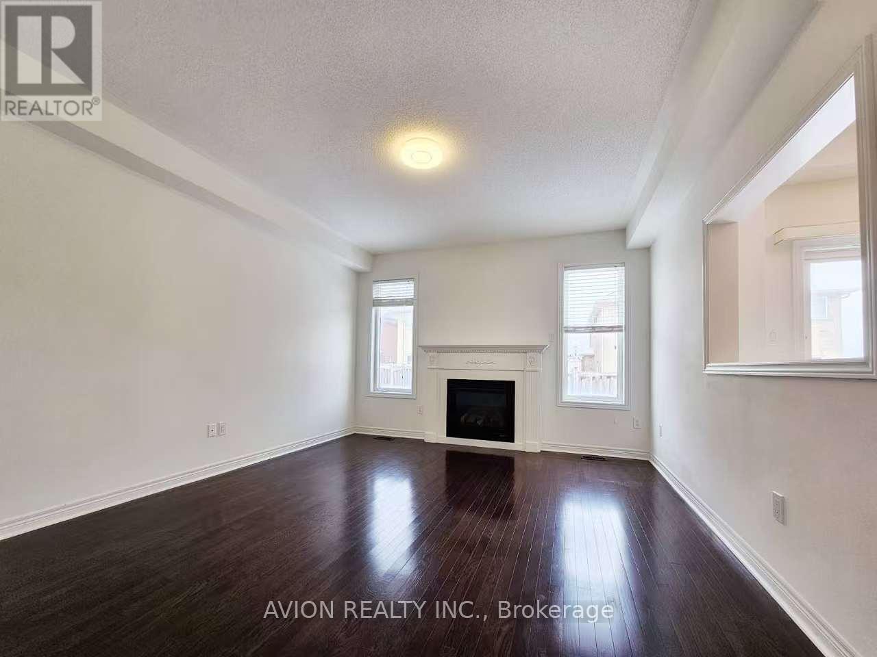 72 Eakin Mill Road, Markham, Ontario  L6E 1N9 - Photo 6 - N12906284