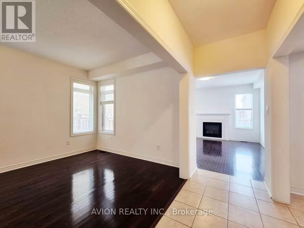 72 Eakin Mill Road, Markham, Ontario  L6E 1N9 - Photo 9 - N12906284