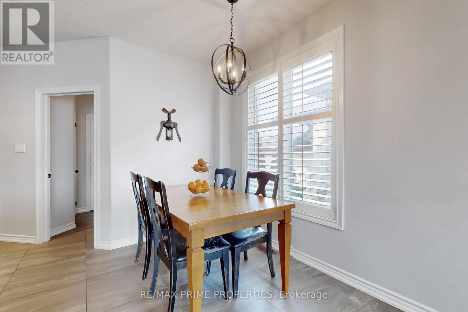 947 Booth Avenue, Innisfil, Ontario  L9S 0A5 - Photo 12 - N12906288