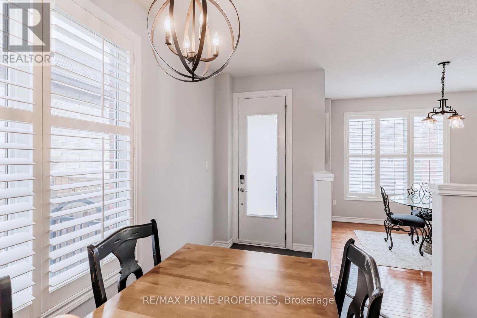 947 Booth Avenue, Innisfil, Ontario  L9S 0A5 - Photo 13 - N12906288