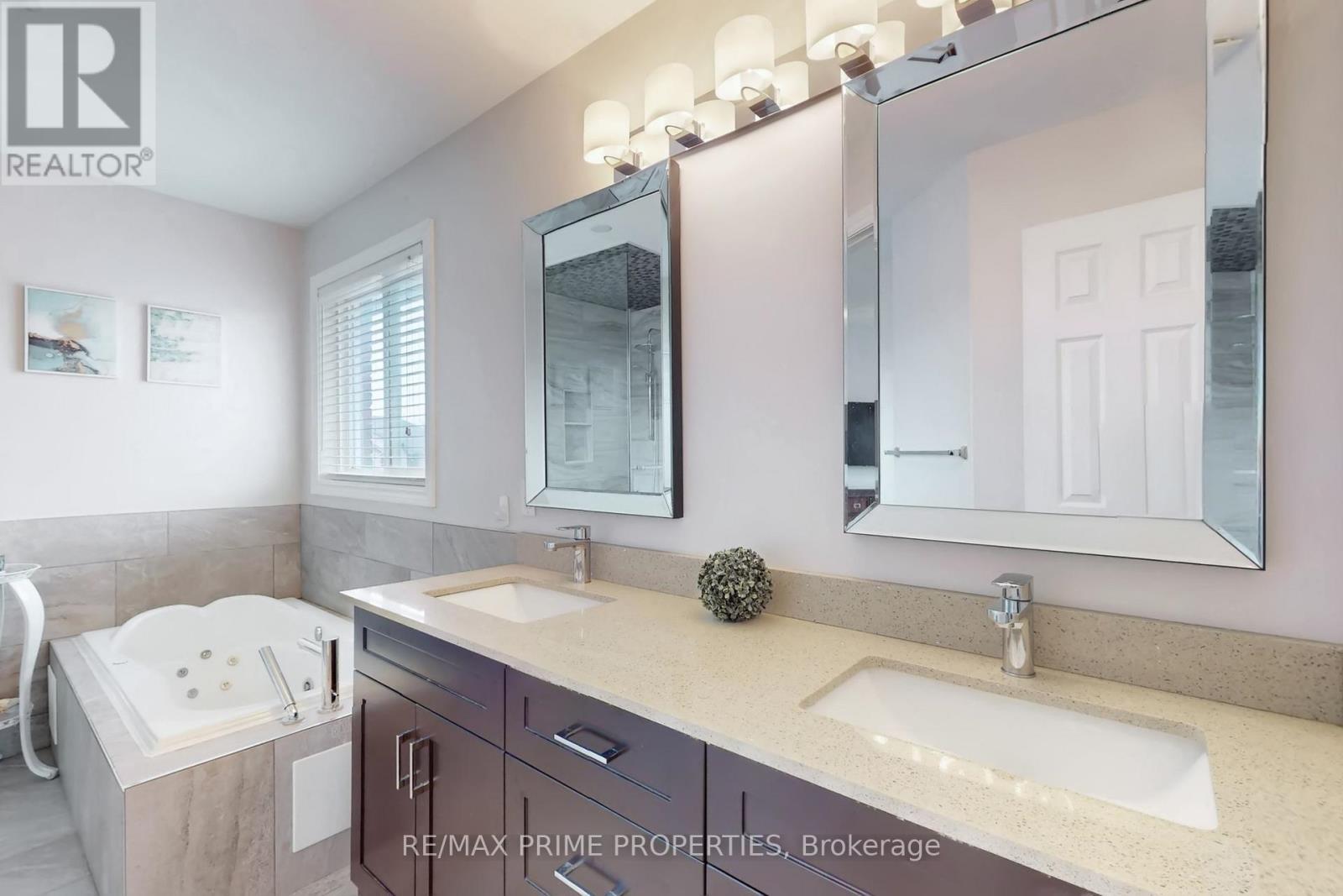 947 Booth Avenue, Innisfil, Ontario  L9S 0A5 - Photo 23 - N12906288