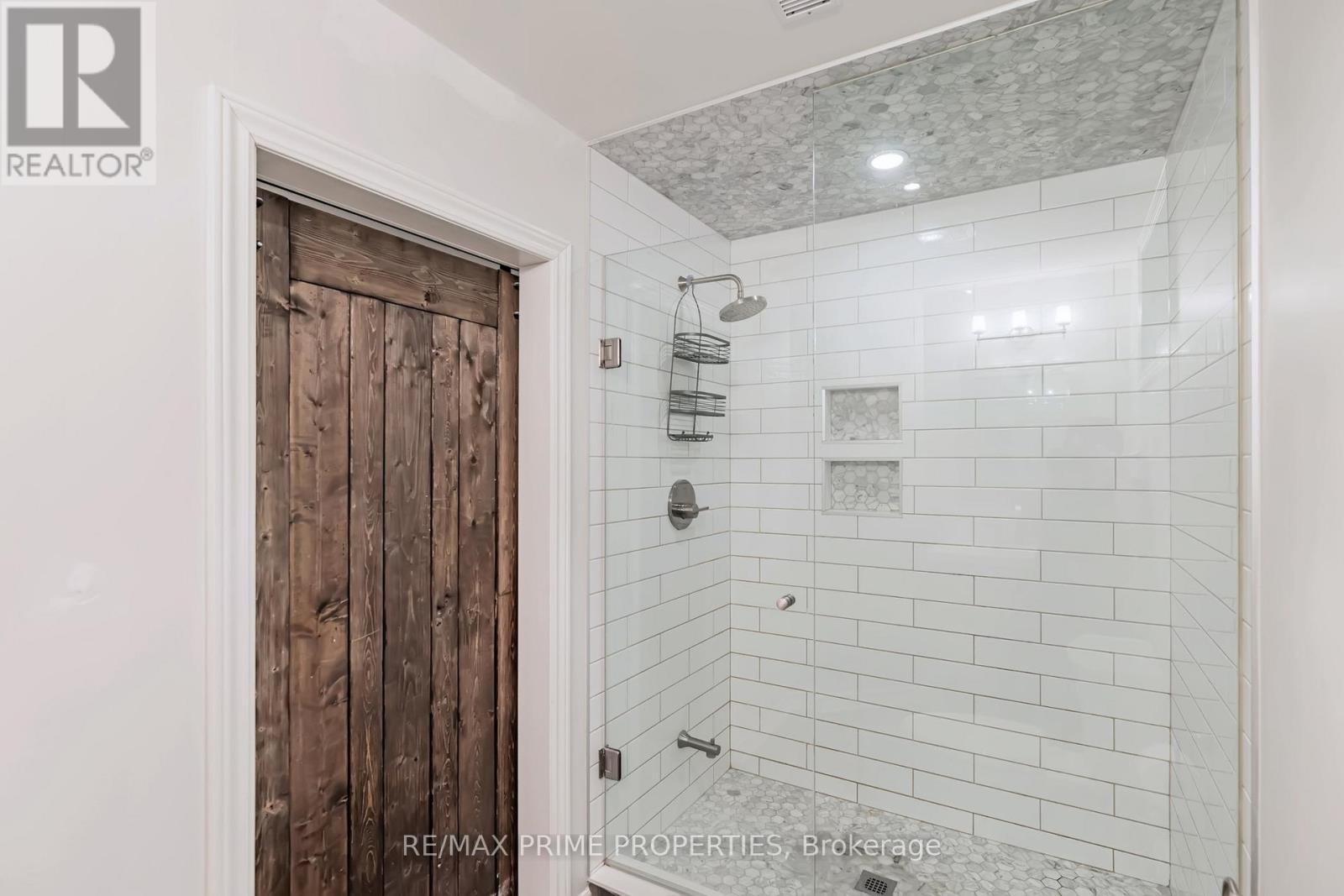 947 Booth Avenue, Innisfil, Ontario  L9S 0A5 - Photo 45 - N12906288