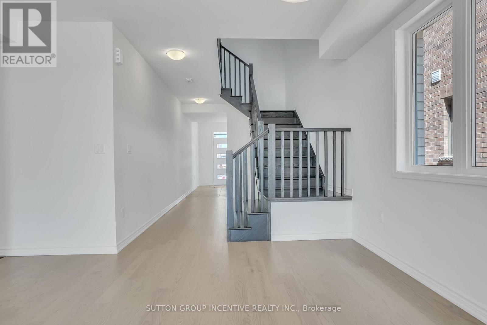 Upper - 59 Suzuki Street, Barrie, Ontario  L9J 0Y7 - Photo 17 - S12906246