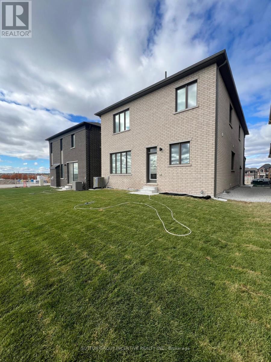 Upper - 59 Suzuki Street, Barrie, Ontario  L9J 0Y7 - Photo 21 - S12906246