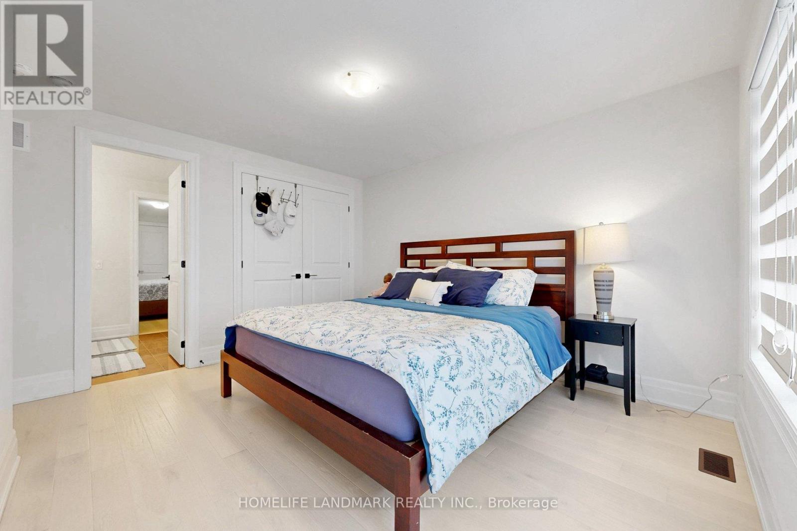 158 Walter English Drive, East Gwillimbury, Ontario  L9N 0Y8 - Photo 37 - N12902494