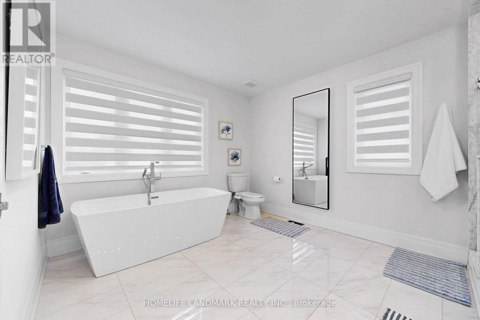 158 Walter English Drive, East Gwillimbury, Ontario  L9N 0Y8 - Photo 48 - N12902494