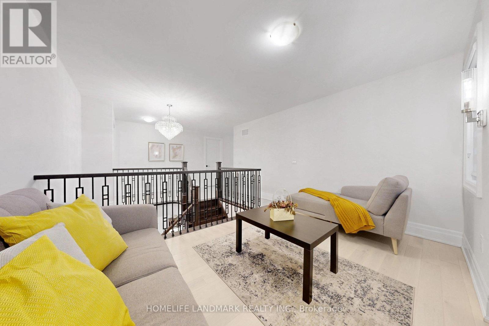 158 Walter English Drive, East Gwillimbury, Ontario  L9N 0Y8 - Photo 29 - N12902494