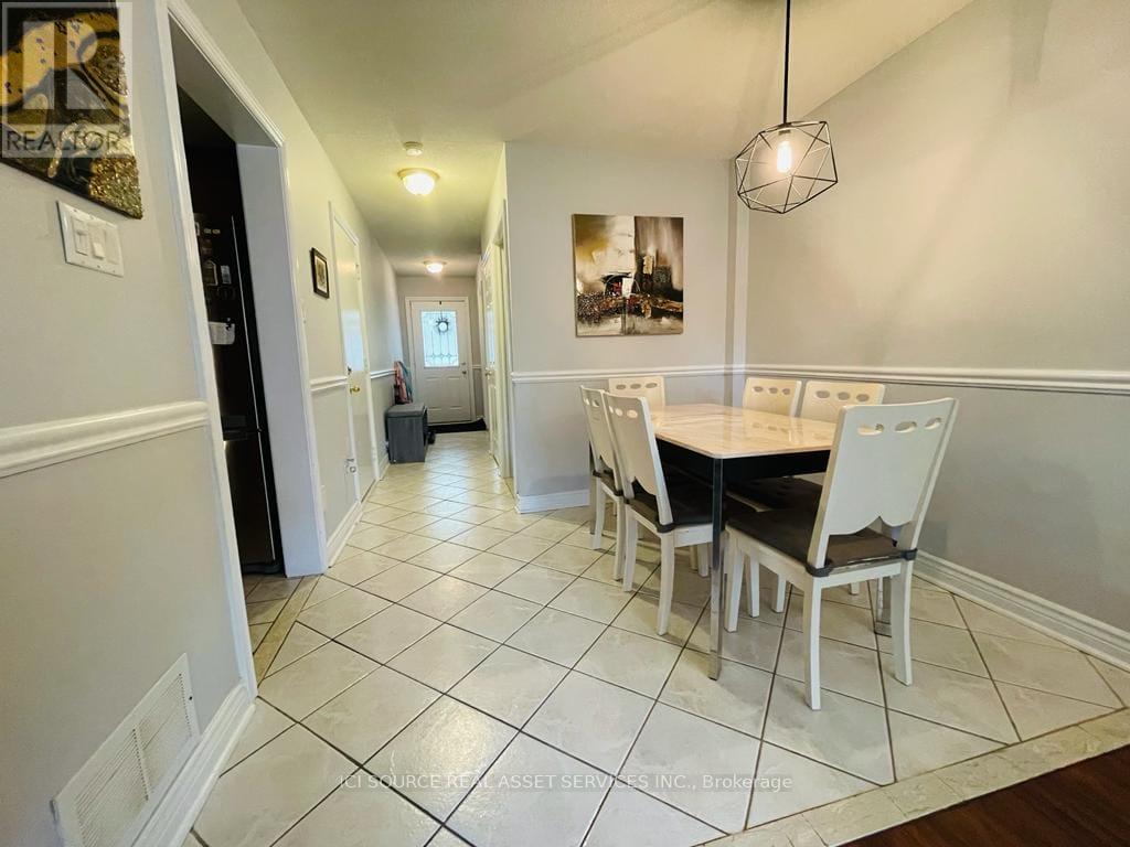 11 - 2880 Headon Forest Drive, Burlington, Ontario  L7M 4H2 - Photo 3 - W12906250