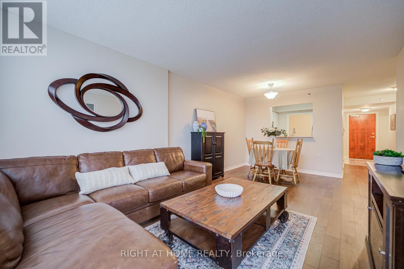 2406 - 100 Burloak Drive, Burlington, Ontario  L7L 6P6 - Photo 22 - W12906252