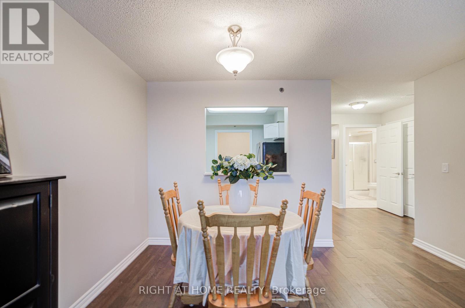 2406 - 100 Burloak Drive, Burlington, Ontario  L7L 6P6 - Photo 25 - W12906252