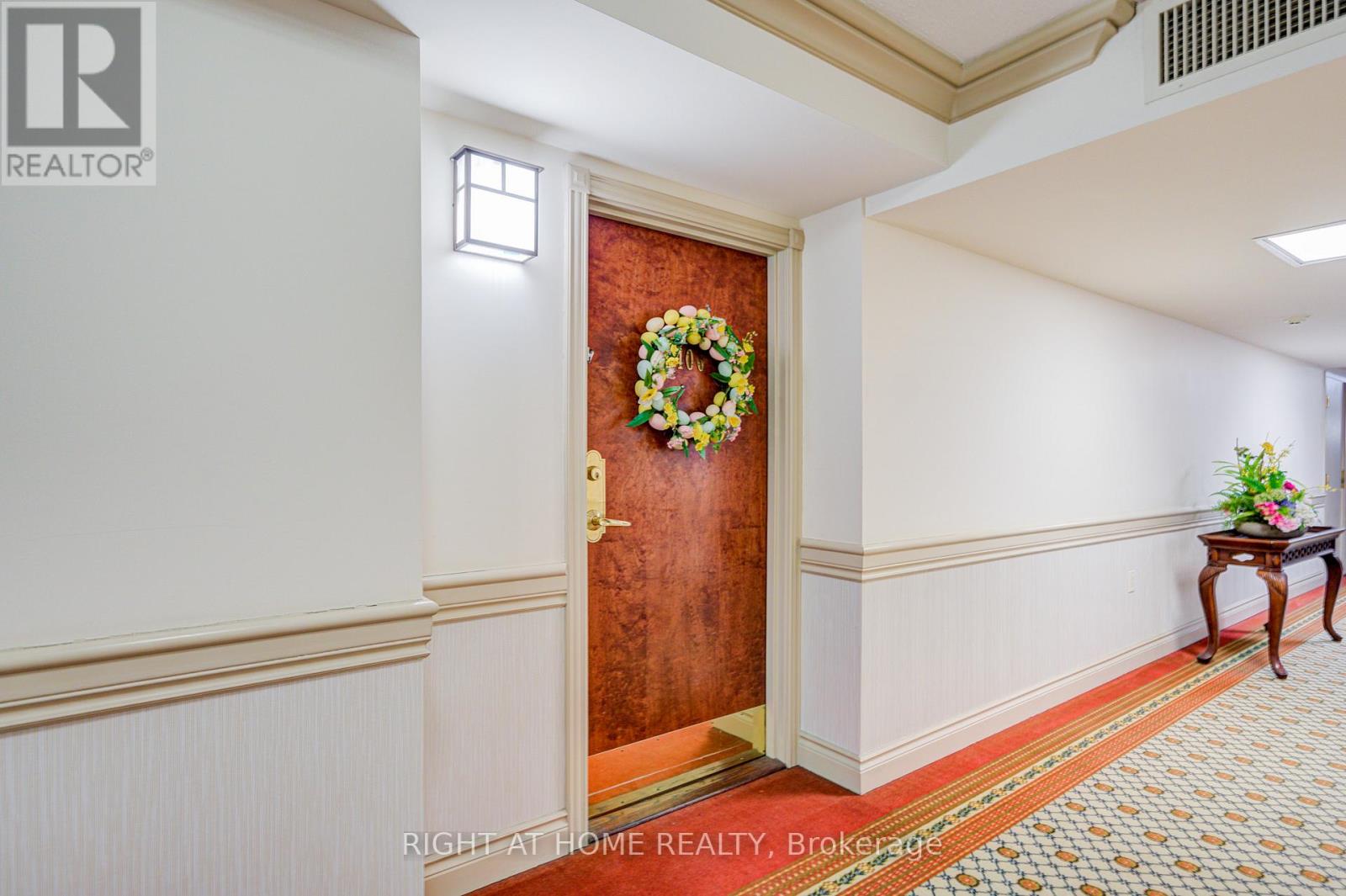 2406 - 100 Burloak Drive, Burlington, Ontario  L7L 6P6 - Photo 6 - W12906252