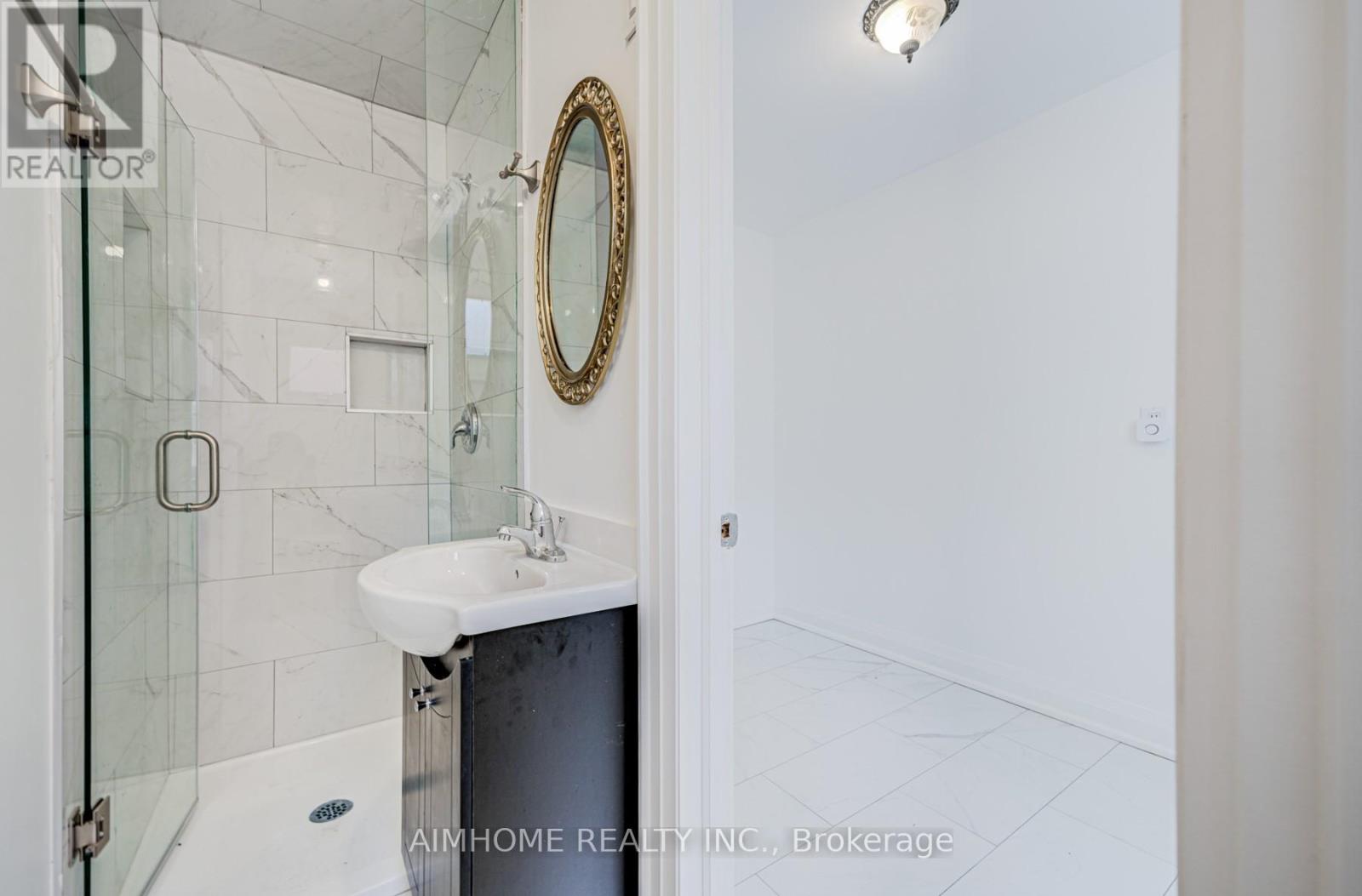 Lower - 2575 Benedet Drive N, Mississauga (Clarkson), Ontario  L5J 4H6 - Photo 17 - W12906306