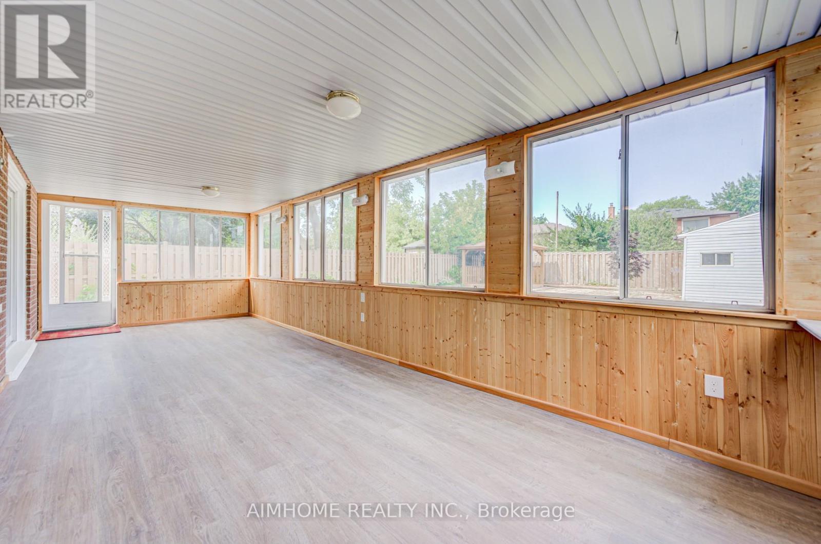 Lower - 2575 Benedet Drive N, Mississauga (Clarkson), Ontario  L5J 4H6 - Photo 4 - W12906306