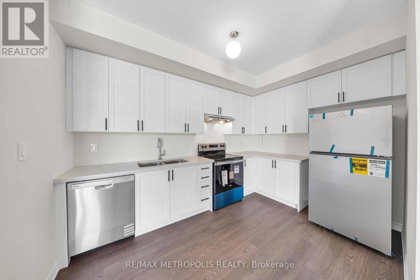 577 Tim Manley Avenue, Caledon, Ontario  L7C 4P3 - Photo 14 - W12906328