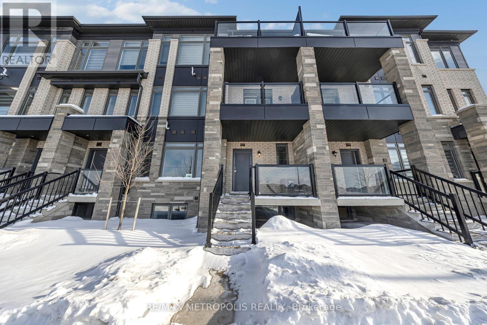 577 Tim Manley Avenue, Caledon, Ontario  L7C 4P3 - Photo 3 - W12906328