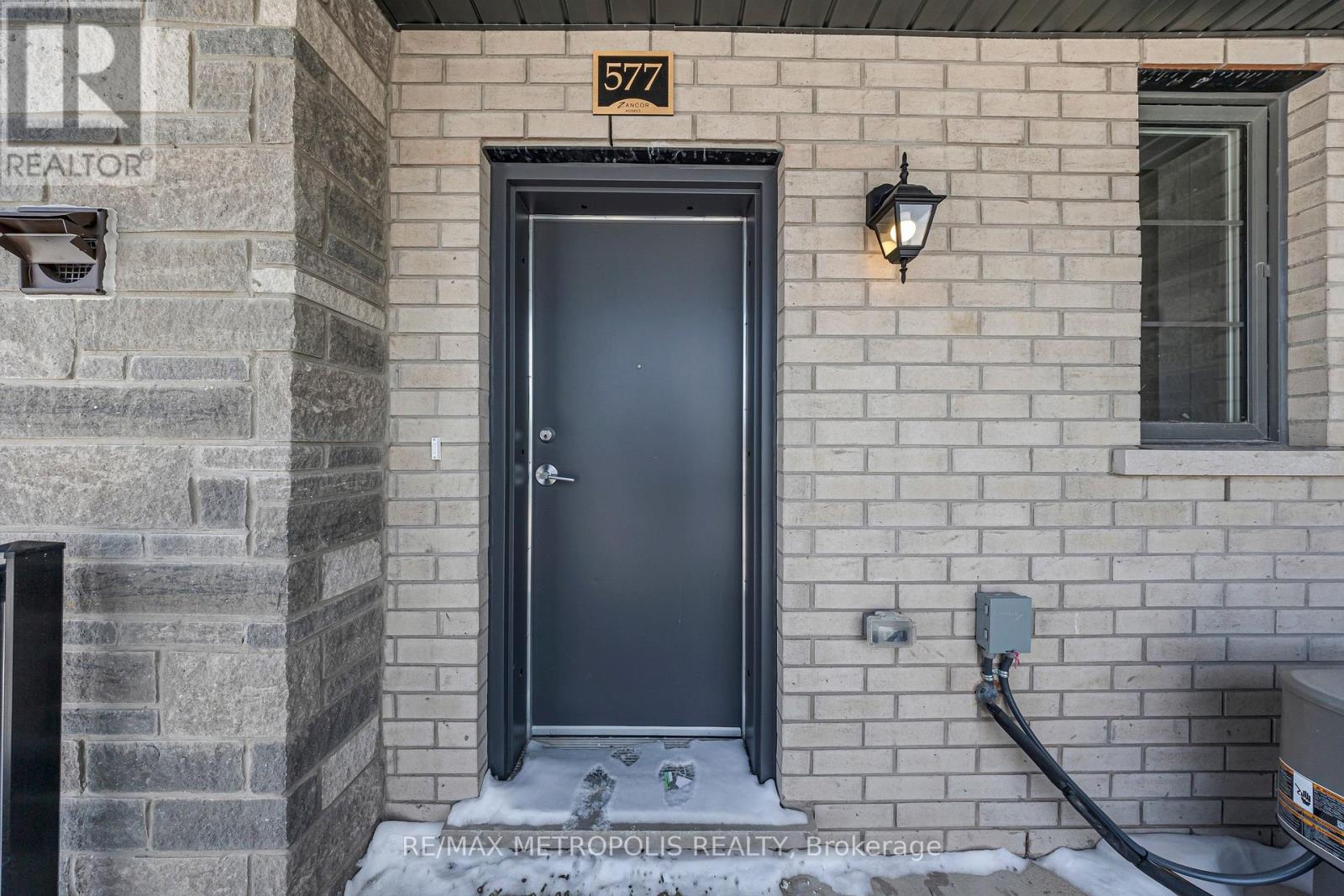 577 Tim Manley Avenue, Caledon, Ontario  L7C 4P3 - Photo 6 - W12906328