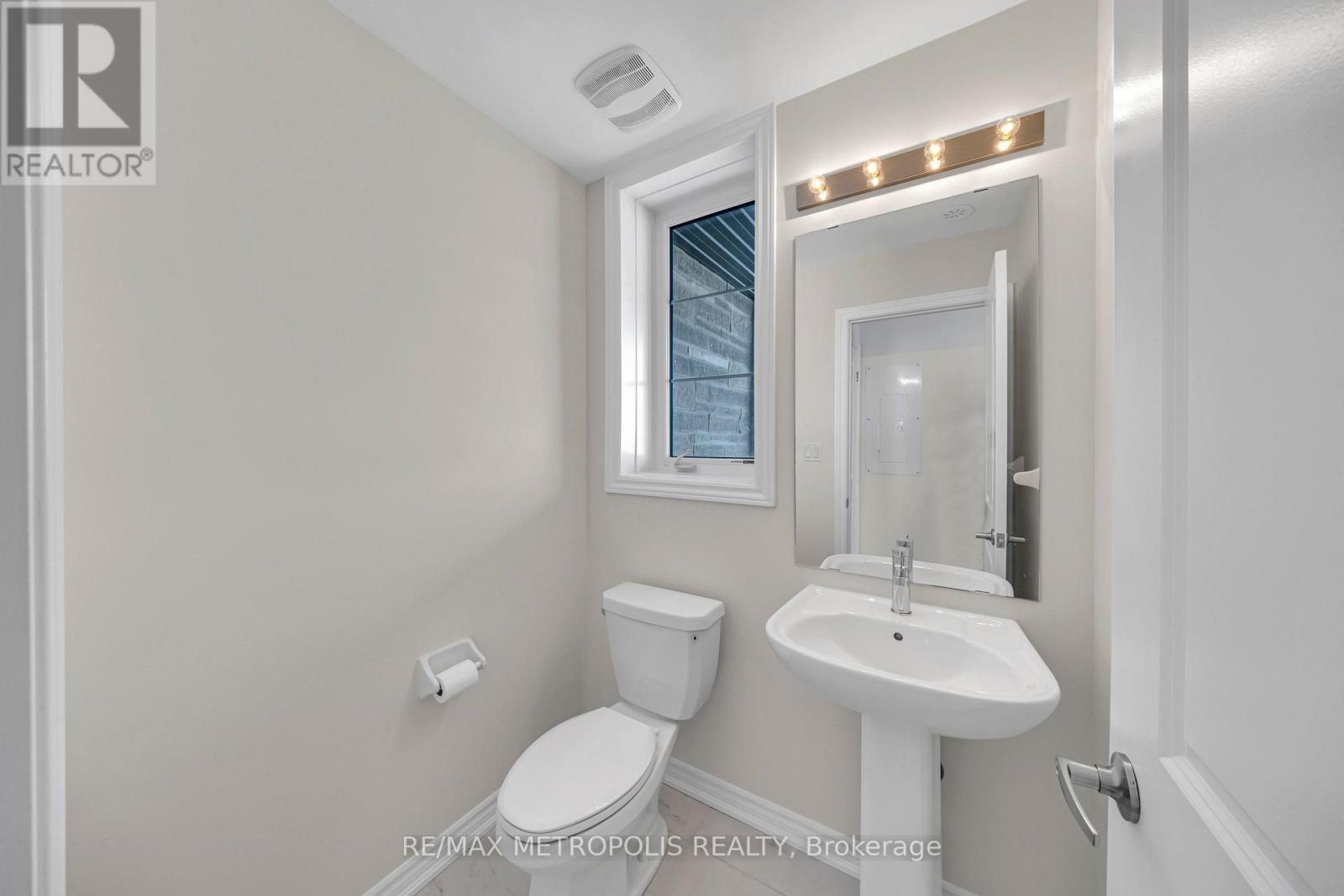 577 Tim Manley Avenue, Caledon, Ontario  L7C 4P3 - Photo 8 - W12906328