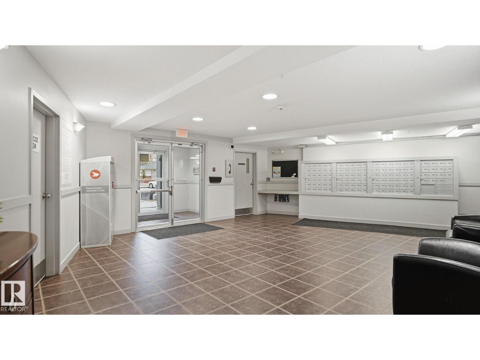 #127 920 156 St Nw, Edmonton, Alberta  T6R 0N6 - Photo 4 - E4478555