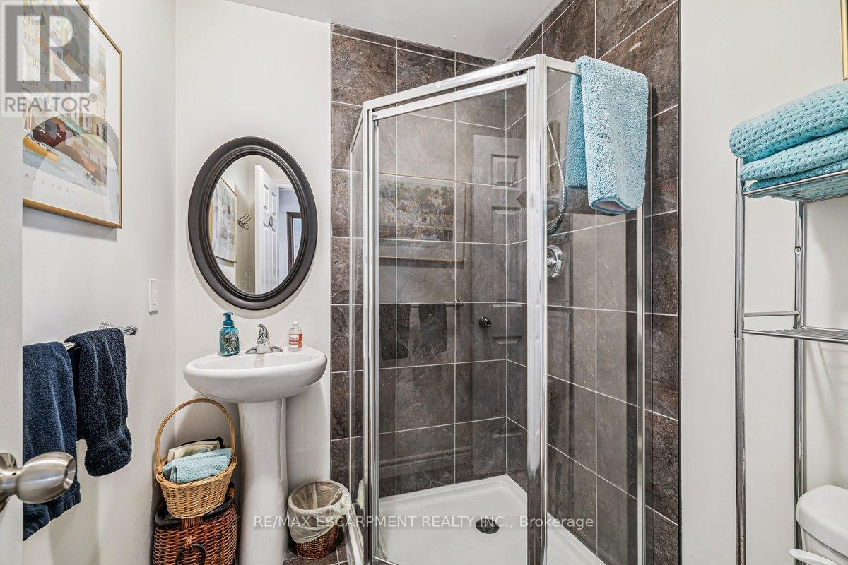 20 Hudson Drive, Haldimand, Ontario  N0A 1E0 - Photo 15 - X12906238