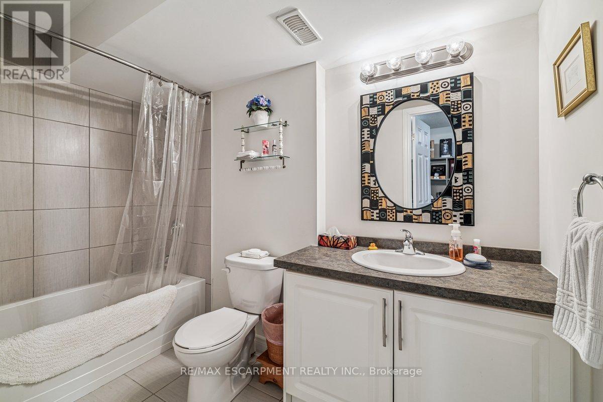 20 Hudson Drive, Haldimand, Ontario  N0A 1E0 - Photo 22 - X12906238