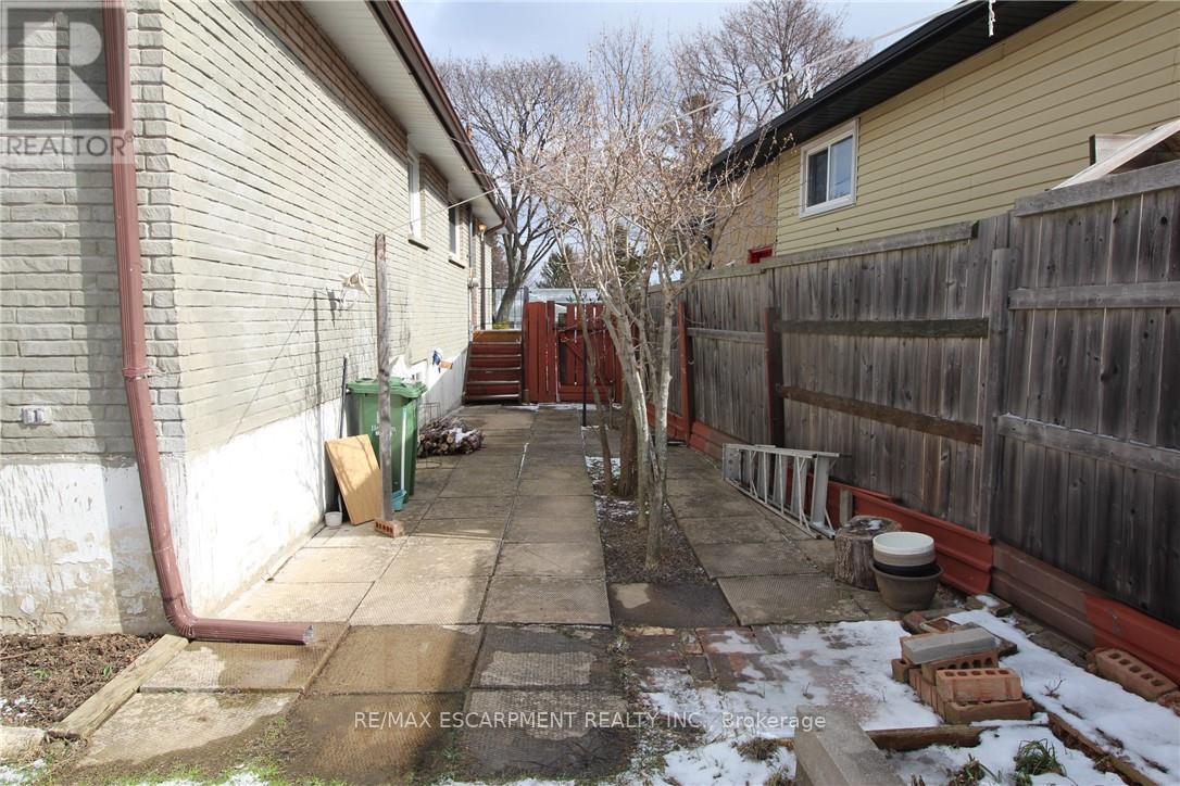 234 Greencedar Drive, Hamilton, Ontario  L9C 6W6 - Photo 27 - X12906272