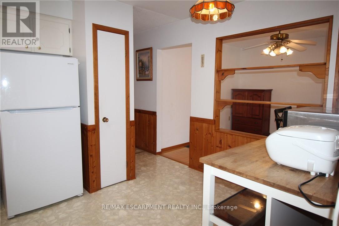 234 Greencedar Drive, Hamilton, Ontario  L9C 6W6 - Photo 9 - X12906272