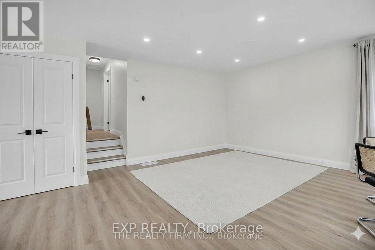 Main Fl - 270 Highview Crescent, London South (South O), Ontario  N6J 4E3 - Photo 3 - X12906300