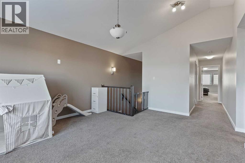 493 Devonia Way W, Lethbridge, Alberta T1J 5J7 - Photo 18 - A2292594