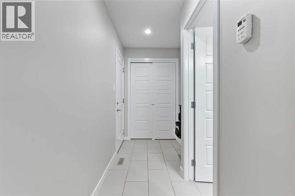 493 Devonia Way W, Lethbridge, Alberta T1J 5J7 - Photo 10 - A2292594