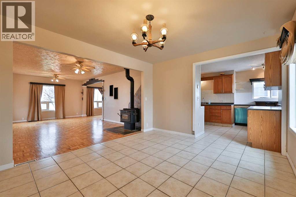 55046 Rr 21-1, Raymond, Alberta  T0K 2S0 - Photo 10 - A2294753