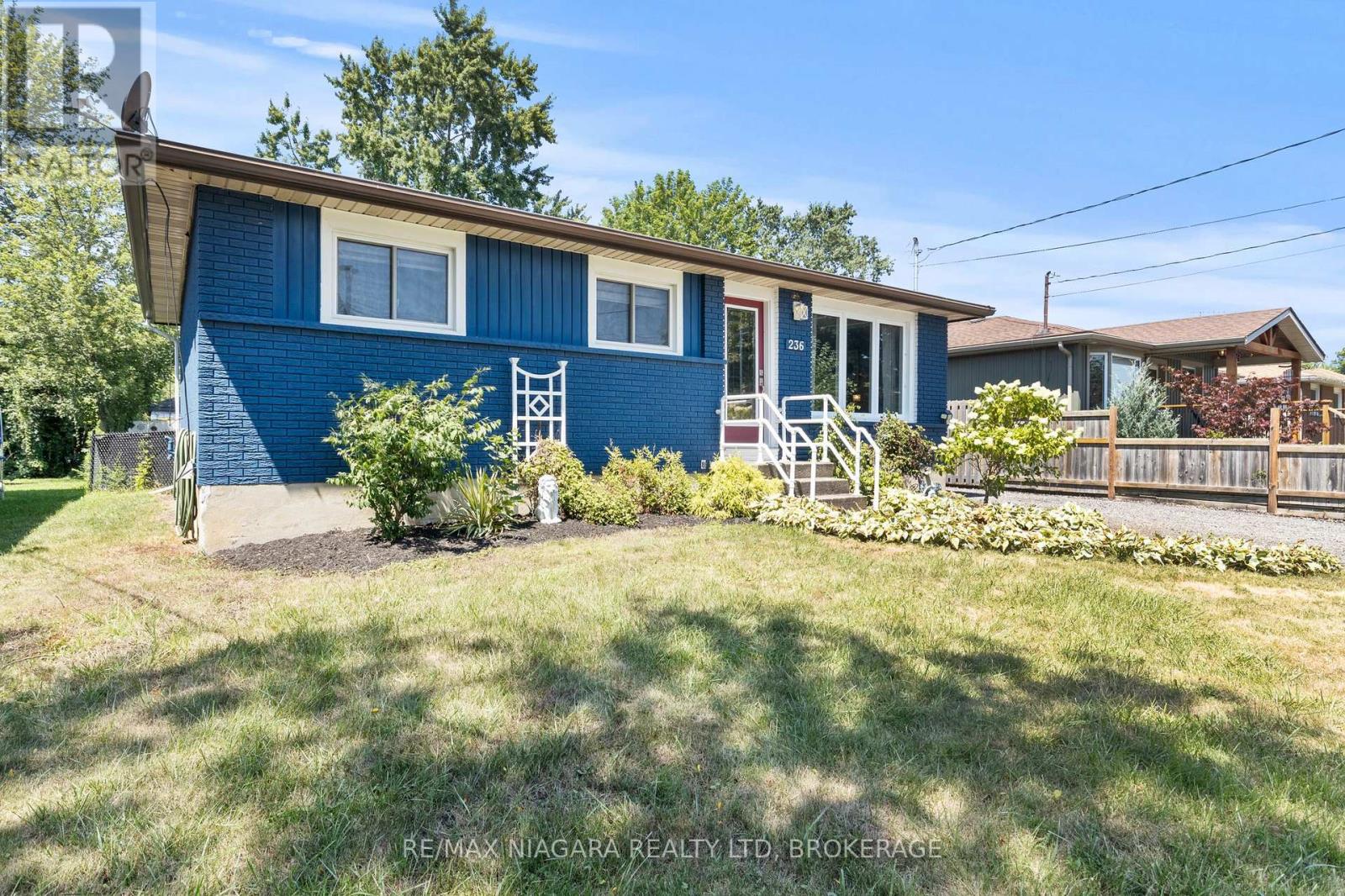 236 Cutress Avenue, Welland, Ontario  L3C 2S8 - Photo 4 - X12906356