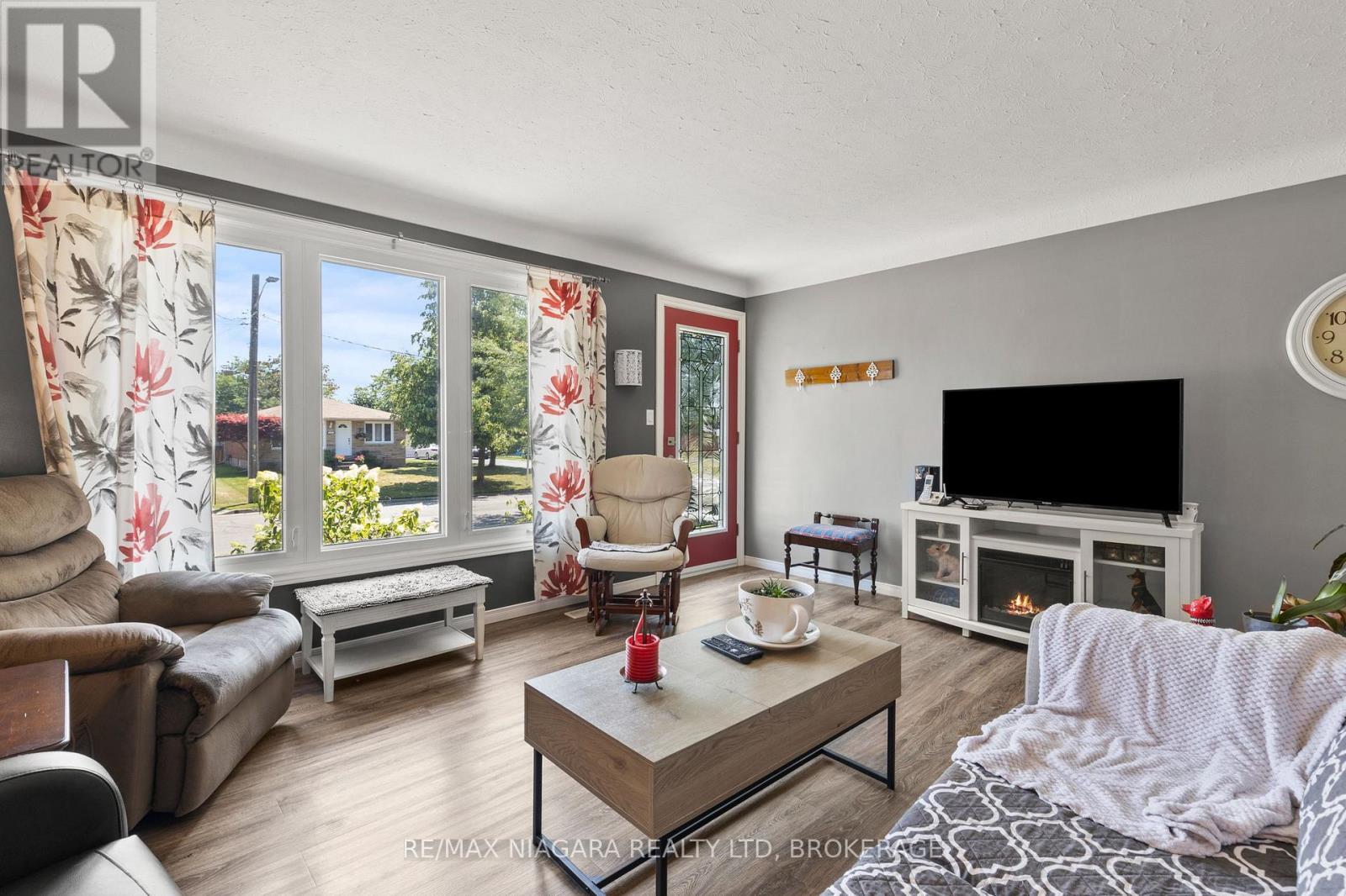 236 Cutress Avenue, Welland, Ontario  L3C 2S8 - Photo 8 - X12906356