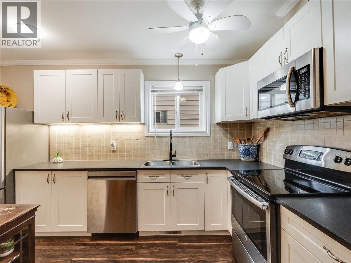 1767 Second Avenue, Trail, British Columbia  V1R 1M6 - Photo 12 - 10380105