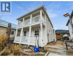 1767 Second Avenue, Trail, British Columbia