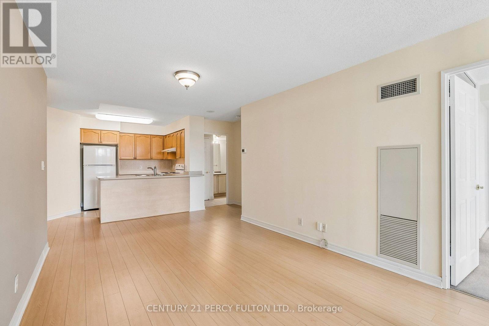 901 - 23 Hollywood Avenue, Toronto (Willowdale East), Ontario  M2N 7L8 - Photo 4 - C12906368