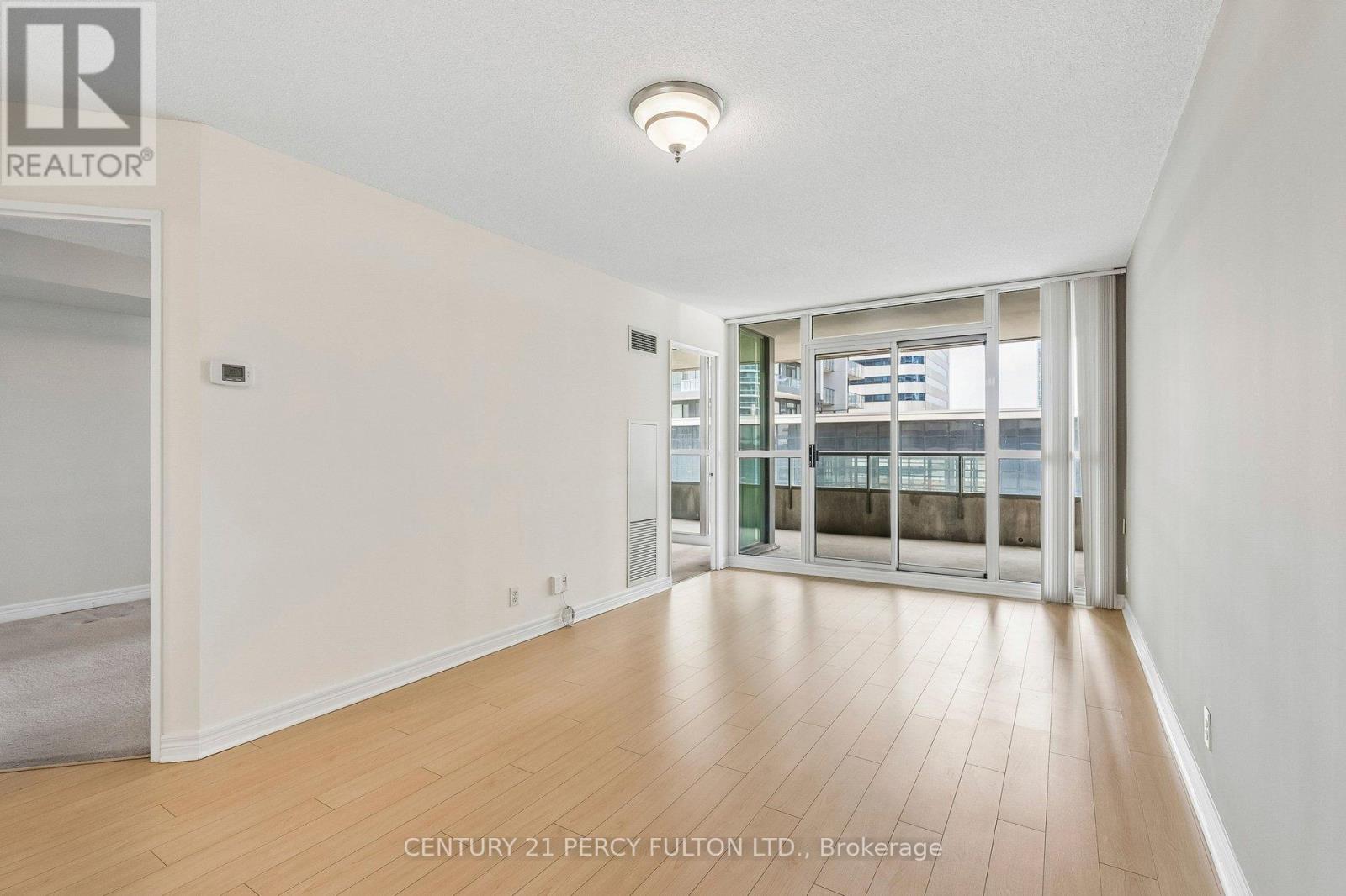 901 - 23 Hollywood Avenue, Toronto (Willowdale East), Ontario  M2N 7L8 - Photo 6 - C12906368