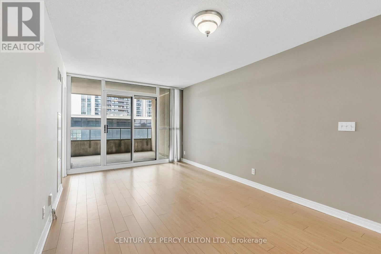 901 - 23 Hollywood Avenue, Toronto (Willowdale East), Ontario  M2N 7L8 - Photo 7 - C12906368