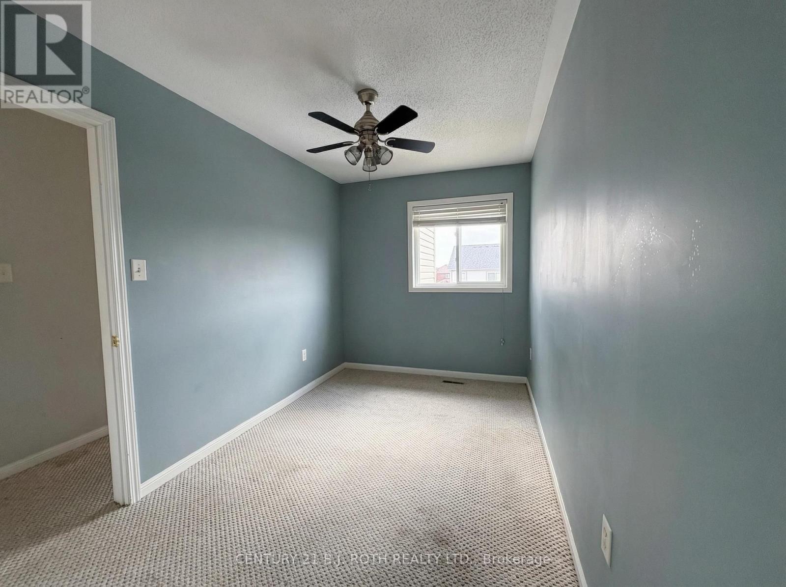 60 Ridwell Street, Barrie (Edgehill Drive), Ontario  L4N 0X2 - Photo 15 - S12906366